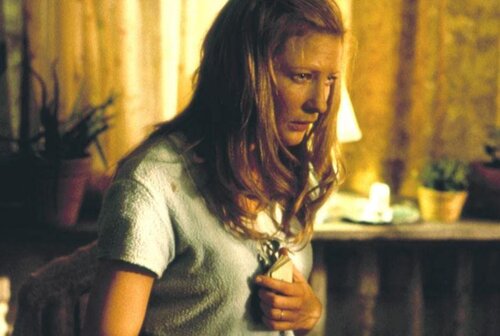 «آنی ویلسون» در فیلم "هدیه" (2000)