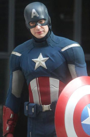 لباس کاپیتان آمریکا در فیلم "انتقام جویان"