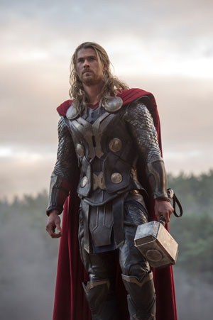 لباس  ثور در فیلم Thor: The Dark World